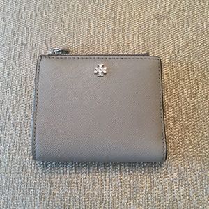 Tory Burch wallet